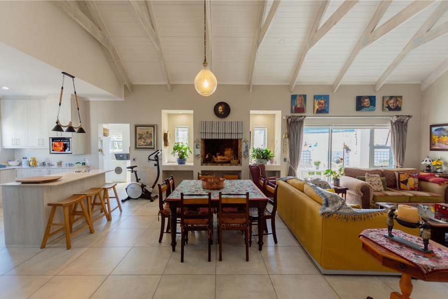 3 Bedroom Property for Sale in Blue Lagoon Western Cape